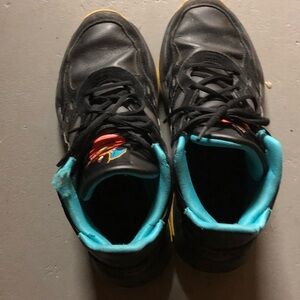 Pokémon Adidas Charizard Men's Shoes Size 9.5